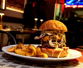1 Hamburger Min1