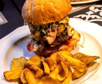 9 Hamburger Min1